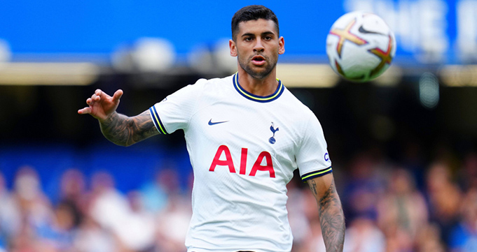 Real Madrid Coba Seriusi Transfer Bek Bintang Tottenham